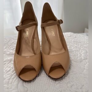 Nine West Dear Diary Women’s Size 5.5 Leather